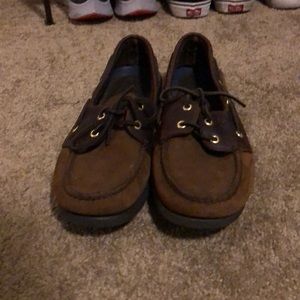 Brown sperry topsiders